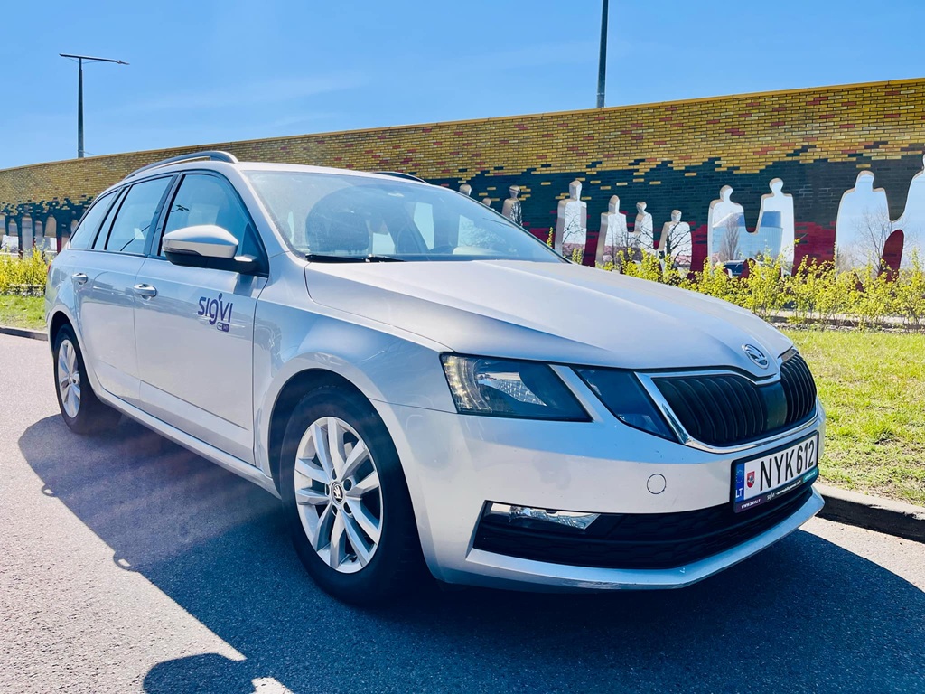 Škoda Octavia car rental