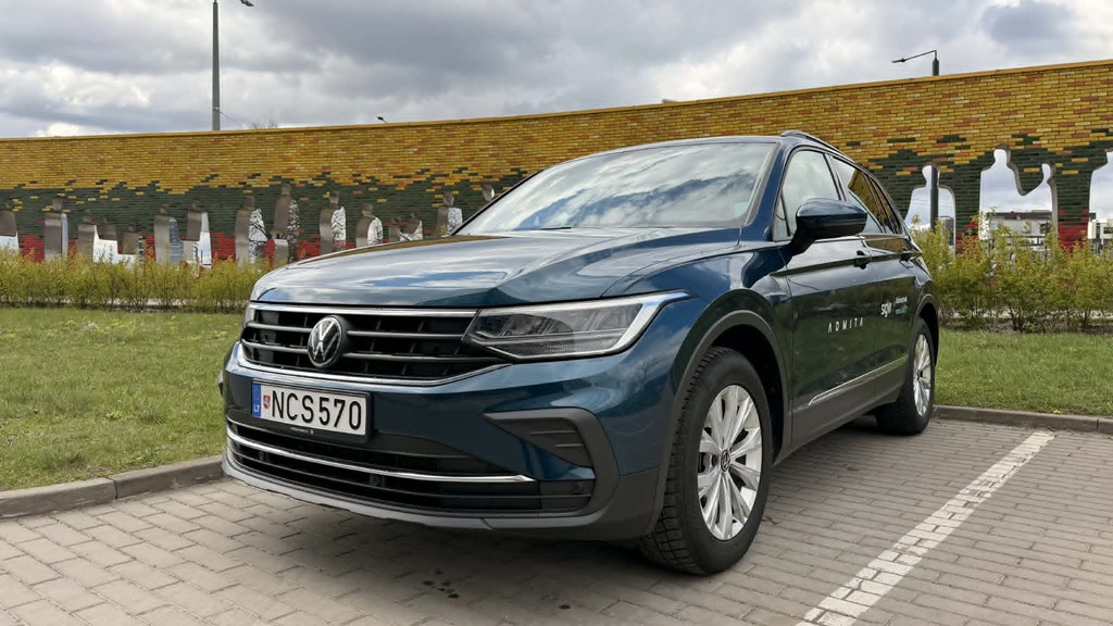 VW Tiguan car rental