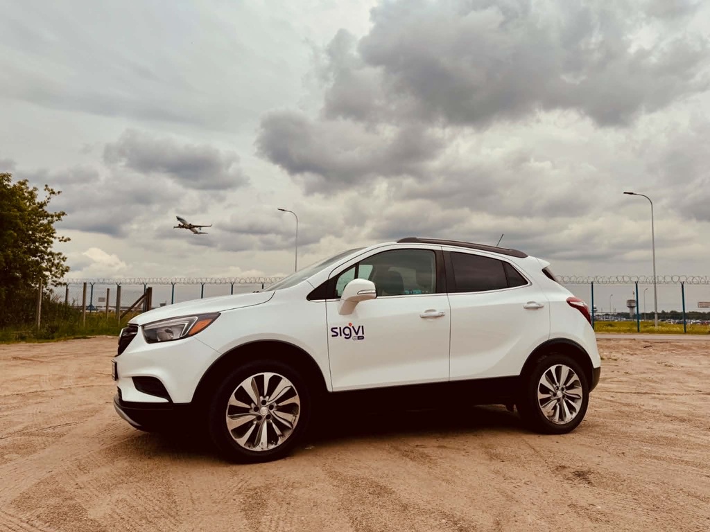 Opel Moka car rental